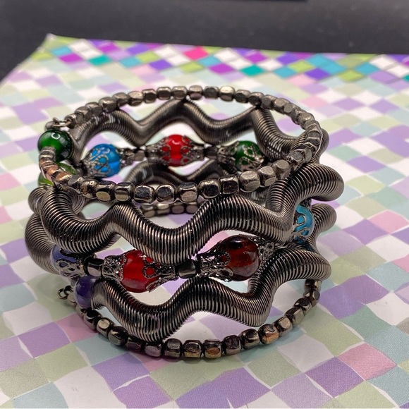 Memory Wire Wide Wrap Gunmetal Glass Beads Bracelet - Picture 1 of 6